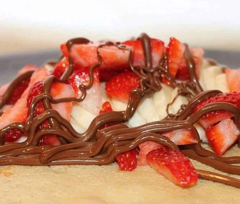 The Red Lounge Cafe - Dessert - Crepes Triple Threat